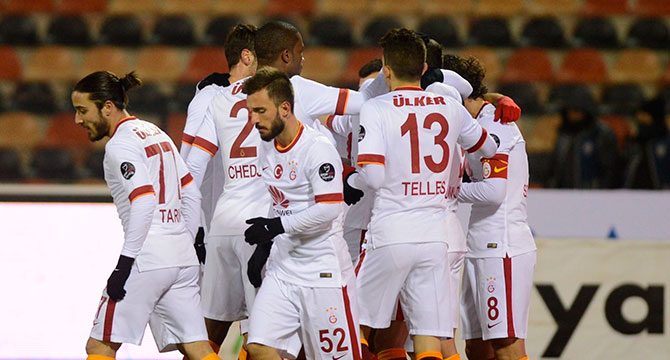 galatasaray-gol-sevinci-09-02