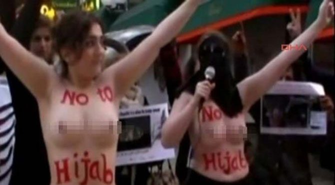 IMF eski başkanına FEMEN baskını