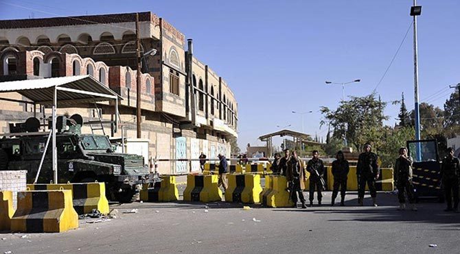 Türkiye Yemen'deki büyükelçiliği kapatıyor