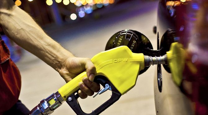 Benzine bir zam daha!