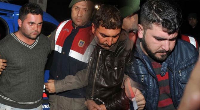 Özgecan'ın zanlısını şişeyle...