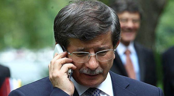 Davutoğlu'ndan taziye telefonu!