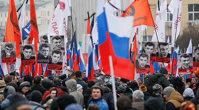 Moskova'da Nemtsov için yürüyüş hazırlığı