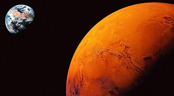 Mars 'kızıl' değilmiş