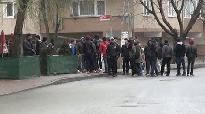 Berkin Elvan anması için toplananlara polis müdahalesi