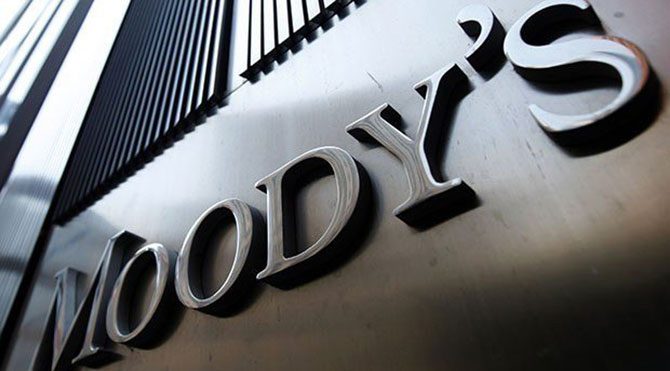 Moody's: Türk bankalarının görünümü negatif
