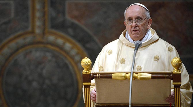 Papa'dan Germanwings kurbanlarına dua