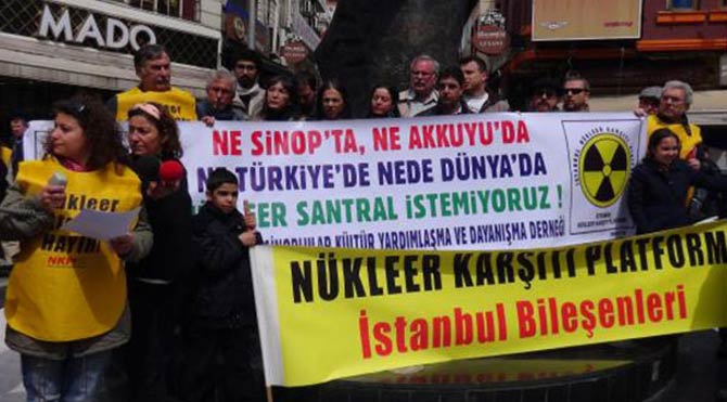 Nükleer santralleri protesto ettiler