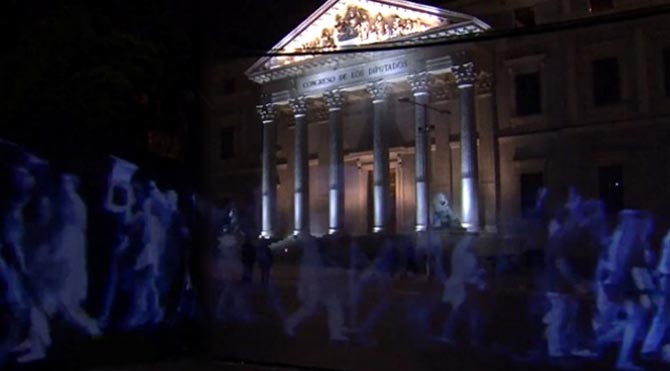 Tarihin ilk hologram protestosu İspanya'da gerçekleştirildi
