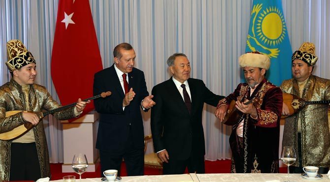 Erdoğan dombra dinledi