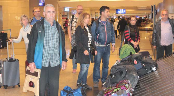 Nepal'den 242 kişi Türkiye'ye geldi!