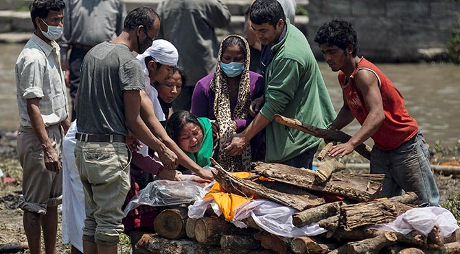 Nepal'de ölü sayısı artıyor