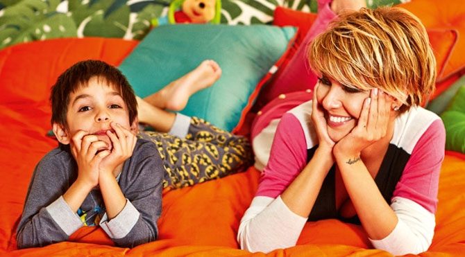 Ünlülerden 'Anneler Günü' paylaşımı