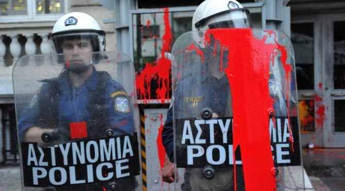 Atina'da AB karşıtı gösteri