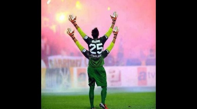 MUSLERA1