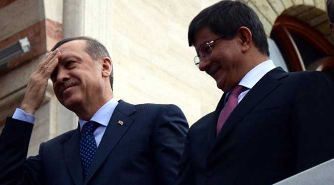 Erdoğan ile Davutoğlu arasında miting krizi!