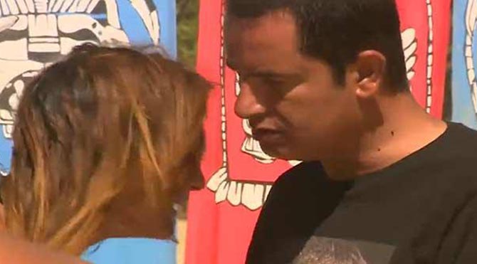 Sinir krizi geçiren Berna'yı Acun sakinleştirdi!