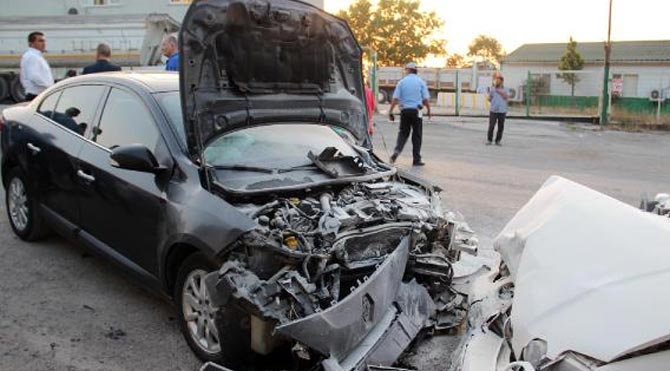 CHP'li başkanın aracı kaza yaptı: 5 yaralı