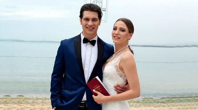 Serenay Sarıkaya’nın gelinliği