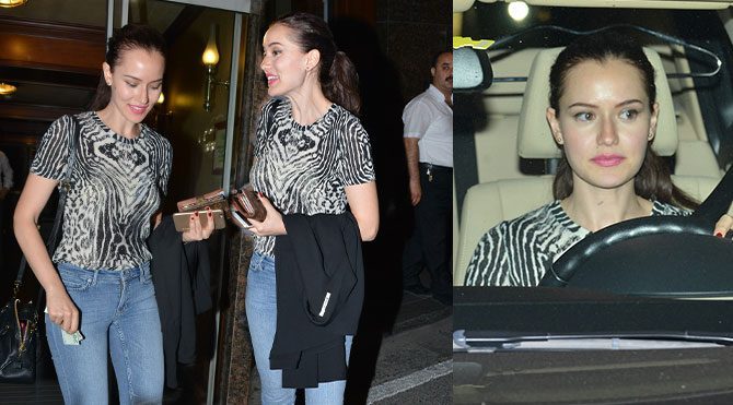 Burak Özçiviç'ten doğum günü süprizi