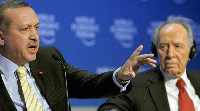 Erdoğan'ın One Minute krizi yaşadığı Peres: Türkiye, İran olmadı