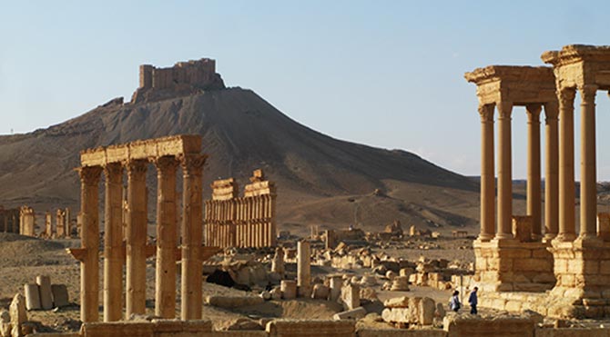 IŞİD antik kent Palmira'ya mayın döşedi
