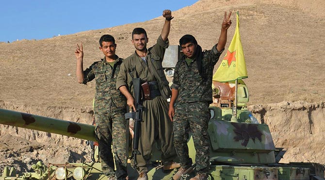 YPG, askeri üs ele geçirdi