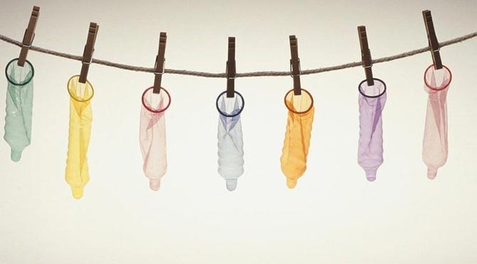 Hastalıkta renk değiştiren prezervatif