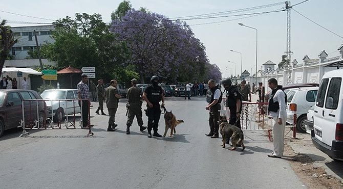 Tunus'ta olağanüstü hal ilan edildi