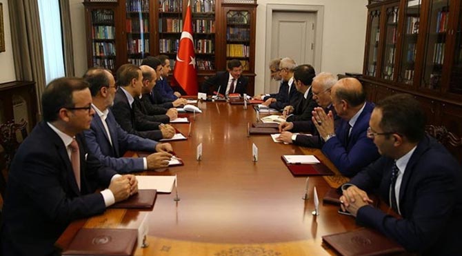AKP, CHP'nin kapısını çalmaya hazırlanıyor