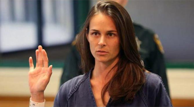 Öğrenciyle ilişkiye 22 yıl hapis