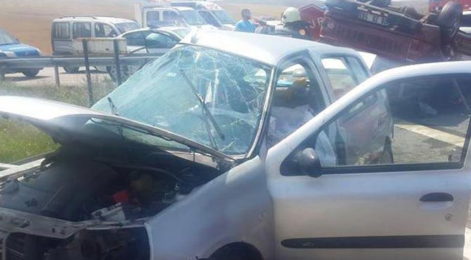 Konya'da inanılmaz kaza: 3 ölü 5 yaralı