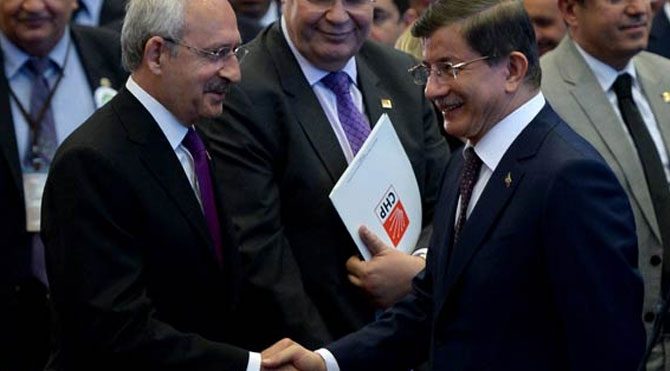 Türkiye CHP-AKP görüşmesine kilitlendi
