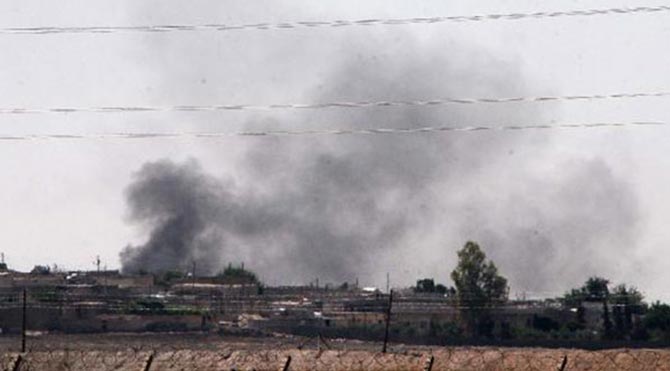 Suriye'nin Telabyad kentinde iki büyük patlama