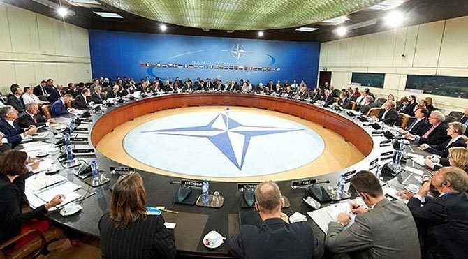 NATO Türkiye için toplanıyor