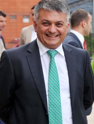 rize-valisi-dik