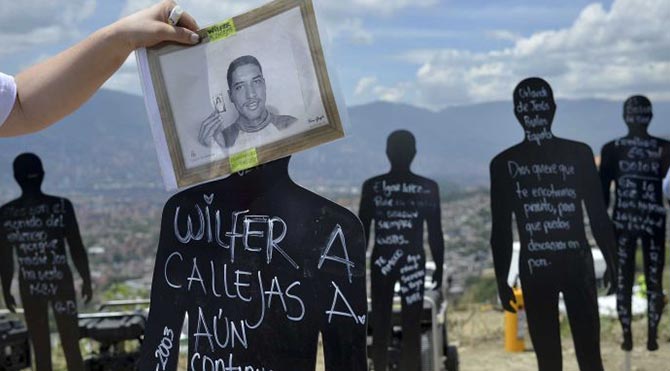Kolombiya'da toplu mezar bulundu