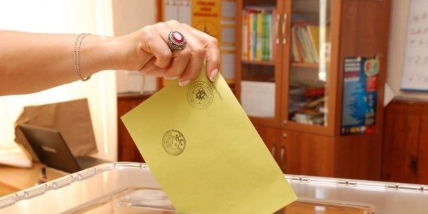 Erken Seçim Kararı Anayasa Mahkemesi’ne Gidebilir!