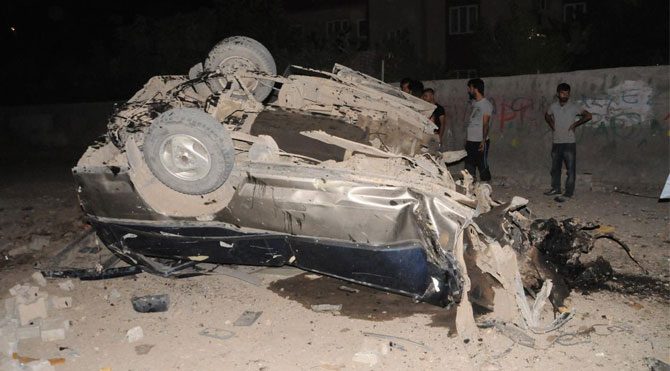 Yola döşenen mayın patladı: 1 ölü!