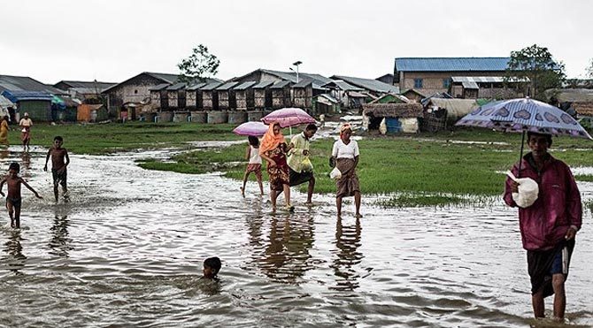 Myanmar'daki sellerde 74 kişi yaşamını yitirdi