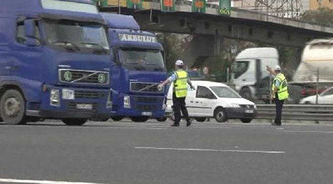İstanbul’da bombalı araç alarmı