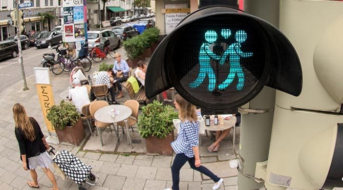 escinsel-trafik-lamba-670