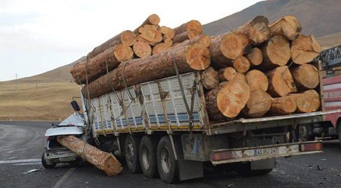 Korkunç kaza: 2 ölü