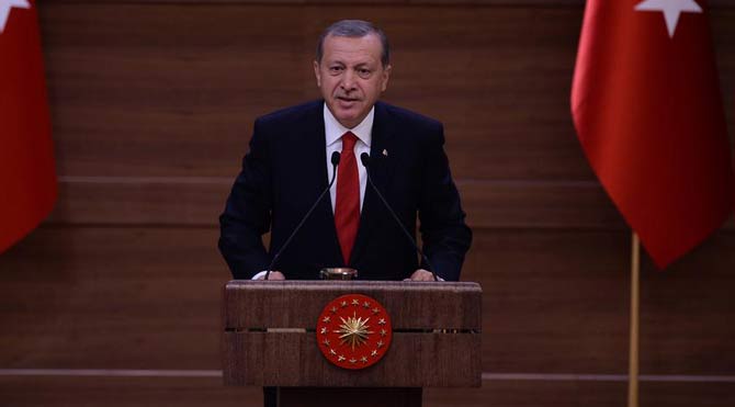 Erdoğan yine bel altı vurdu!