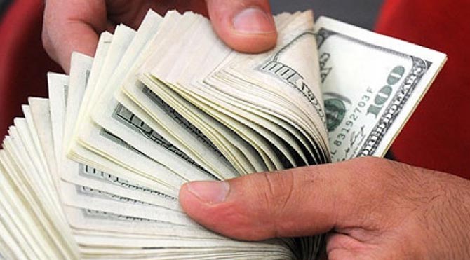 Dolar 3 lirayı gördü!