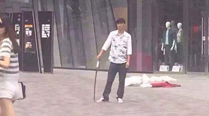 Pekin'de 'kılıçlı' cinayet