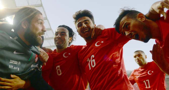 a-milli-futbol-takimi_05.09.2015