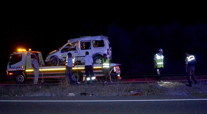 Kayseri'de feci kaza: 2 ölü, 3 yaralı