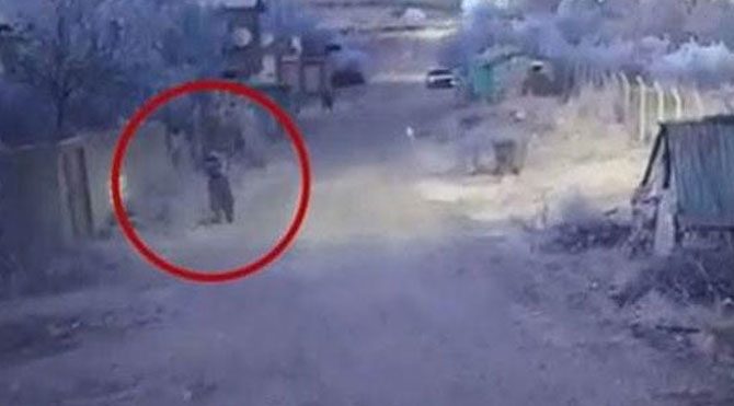 Polise saldıran PKK'lı terörist kendini öldürdü