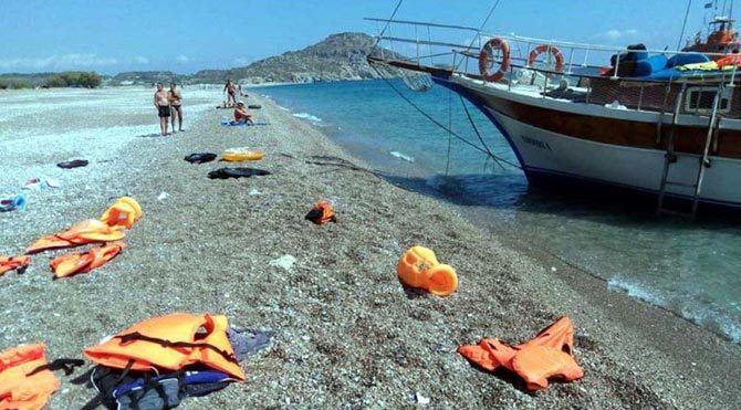 135 göçmen Marmaris'ten satın aldıkları tekneyle Rodos'a kaçtı